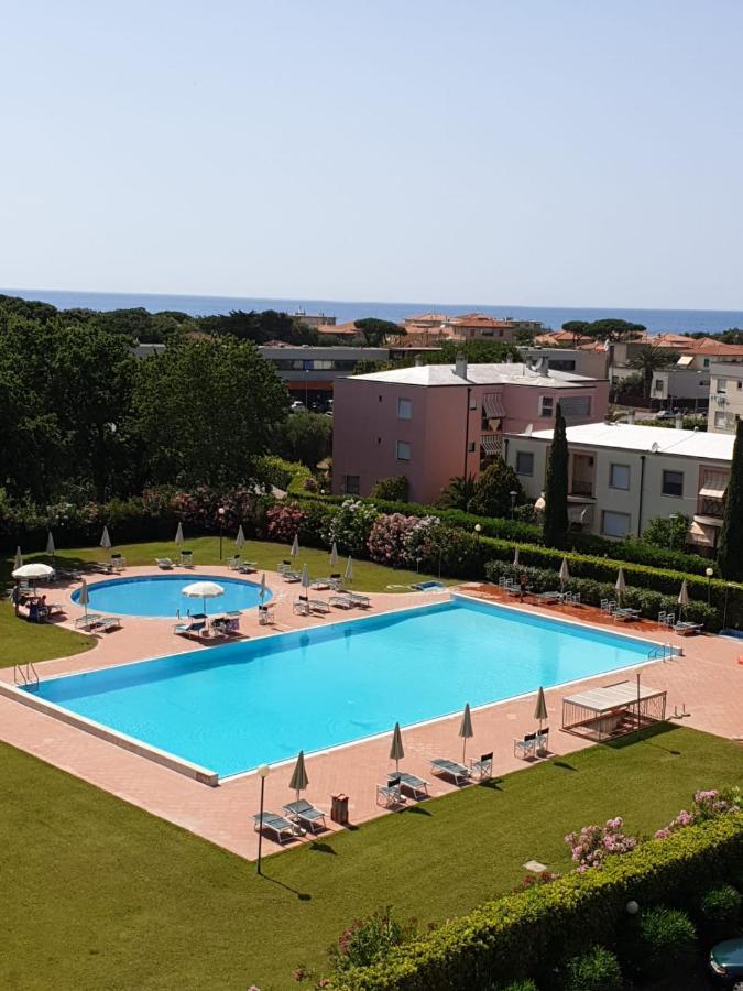 Appartamento Santa Costanza Con Piscina サン·ヴィンチェンツォ エクステリア 写真