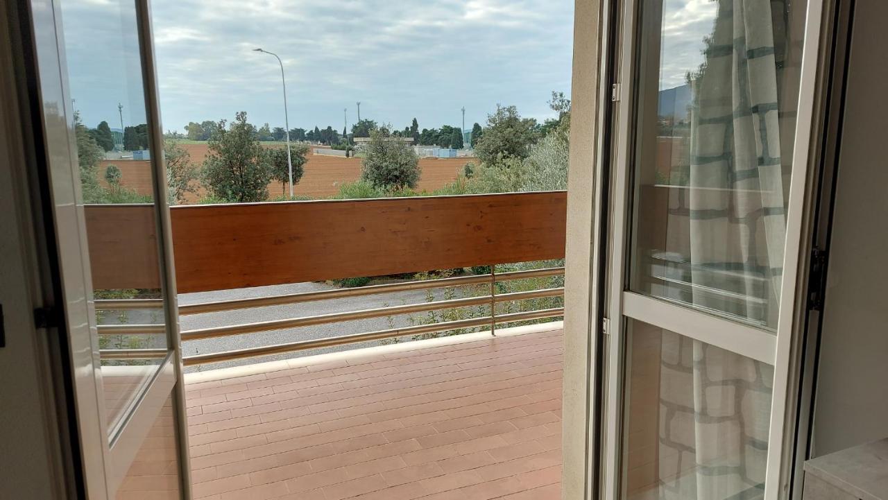 Appartamento Santa Costanza Con Piscina サン·ヴィンチェンツォ エクステリア 写真